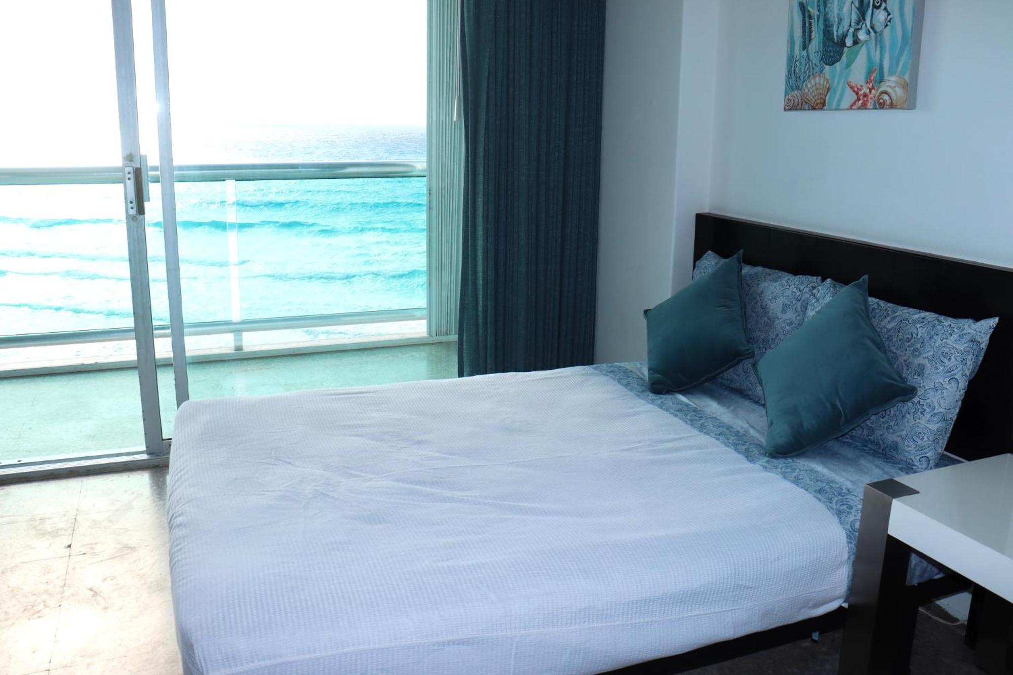 Caribbean Ocean View At The Zone Apartamento Cancún